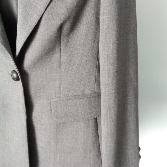 JACOB Tailored Blazer - Picture 7 of 14